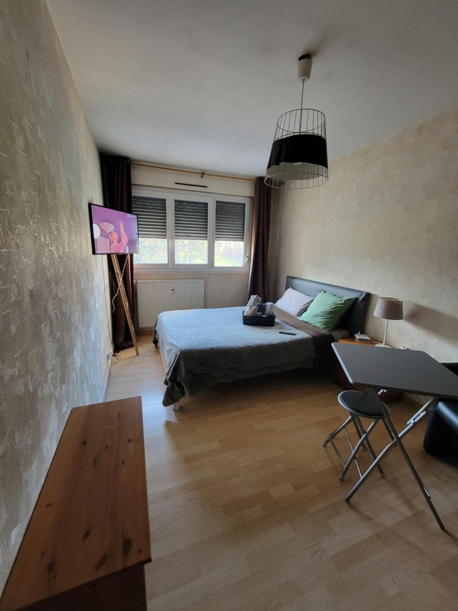 Pour Deplacement 3 Chambres エシロル エクステリア 写真